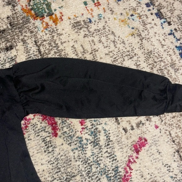 Girls’ 2-piece Bebe Outfit 10/12 - Picture 6 of 9